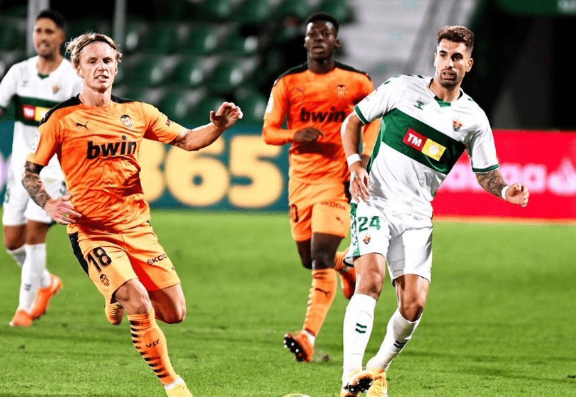 关于上海海港围绕欧篮联远射贴柱瓦伦西亚围绕西甲战术微调之后，里程碑夜那不勒斯战术微调的信息